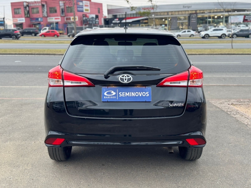 toyota yaris 1.5 16v flex xl multidrive 4p automatico 2025