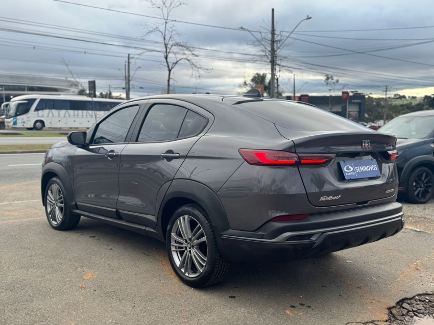 fiat fastback 1.0 turbo 200 flex audace cvt 4p automatico 2025