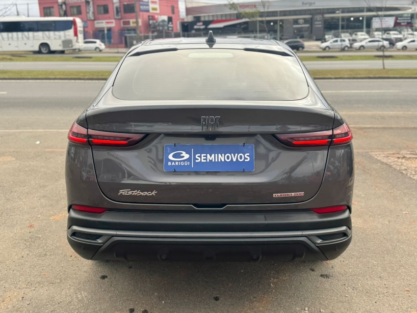 fiat fastback 1.0 turbo 200 flex audace cvt 4p automatico 2025