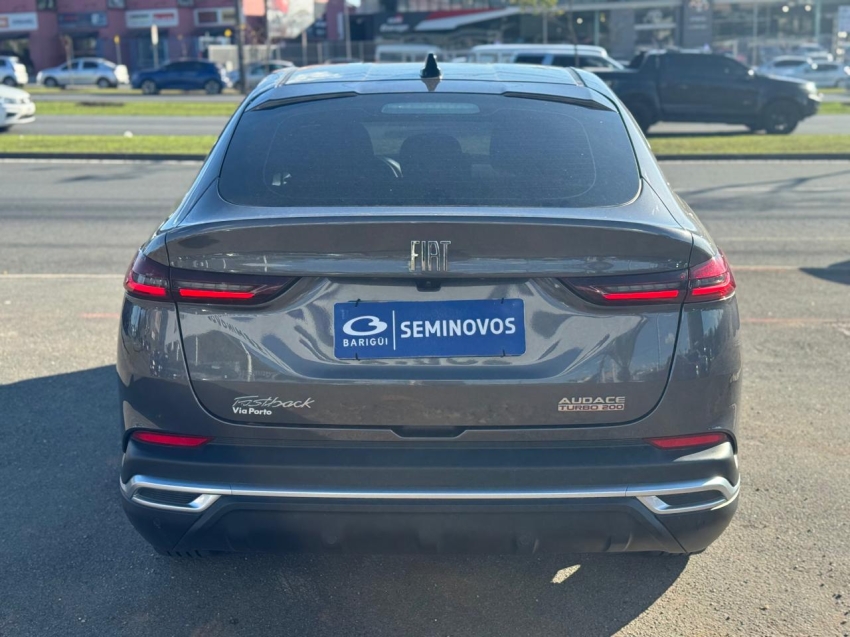 fiat fastback 1.0 turbo 200 flex audace cvt 4p automatico 2023