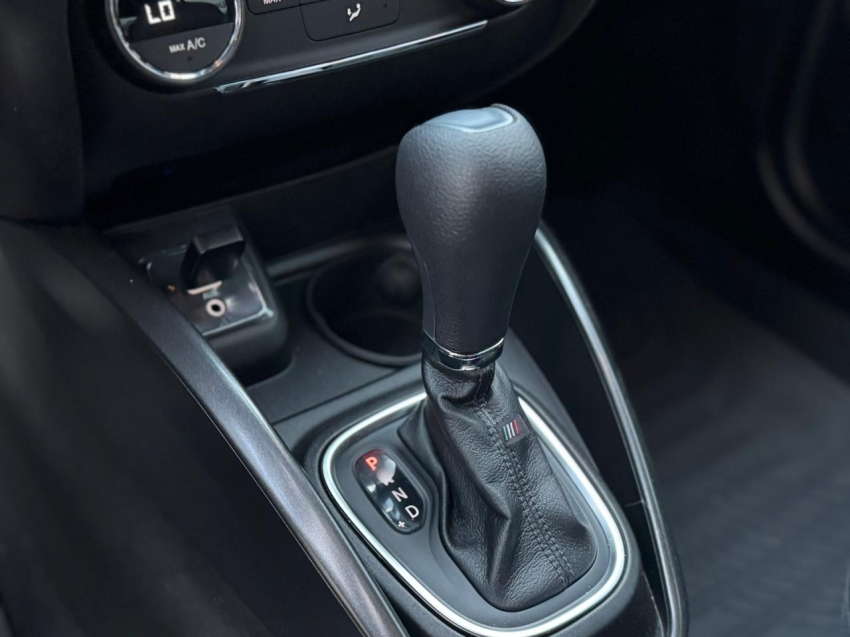 fiat cronos 1.3 firefly flex precision cvt 4p automatico 2025