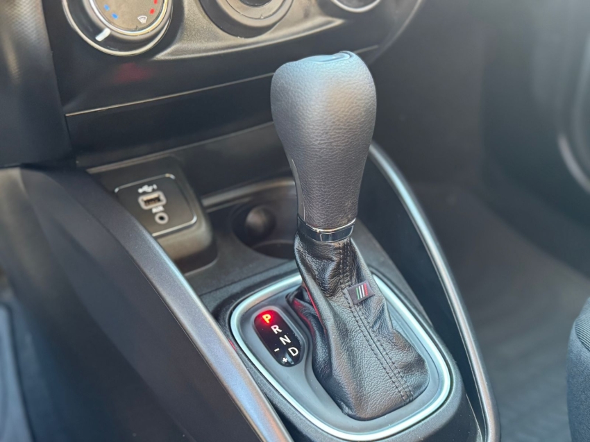 fiat cronos 1.3 firefly flex drive cvt 4p automatico 202412