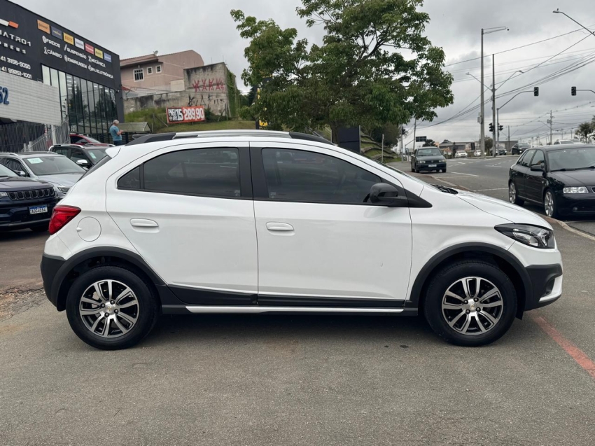 chevrolet onix 1.4 mpfi activ 8v flex 4p manual 2018