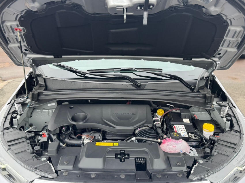 fiat toro 1.3 turbo 270 flex volcano at6 4p automatico 2025