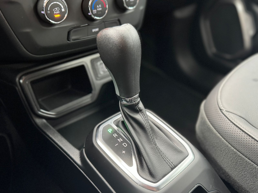 jeep renegade 1.3 t270 turbo flex sport at6 4p automatico 2024