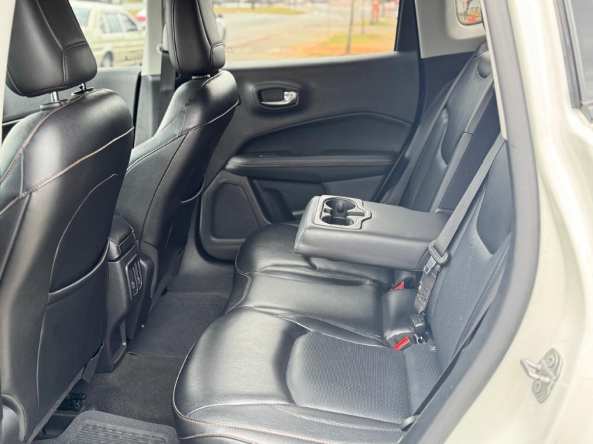 jeep compass 2.0 16v flex longitude automatico 4p 2019