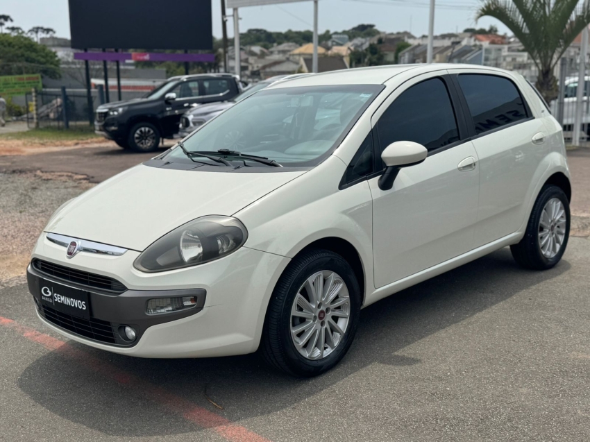 fiat punto 1.6 essence 16v flex 4p manual 2016