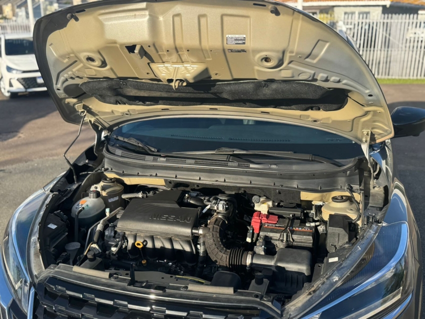 nissan kicks 1.6 16v flexstart exclusive xtronic flex 4p automatico 2024