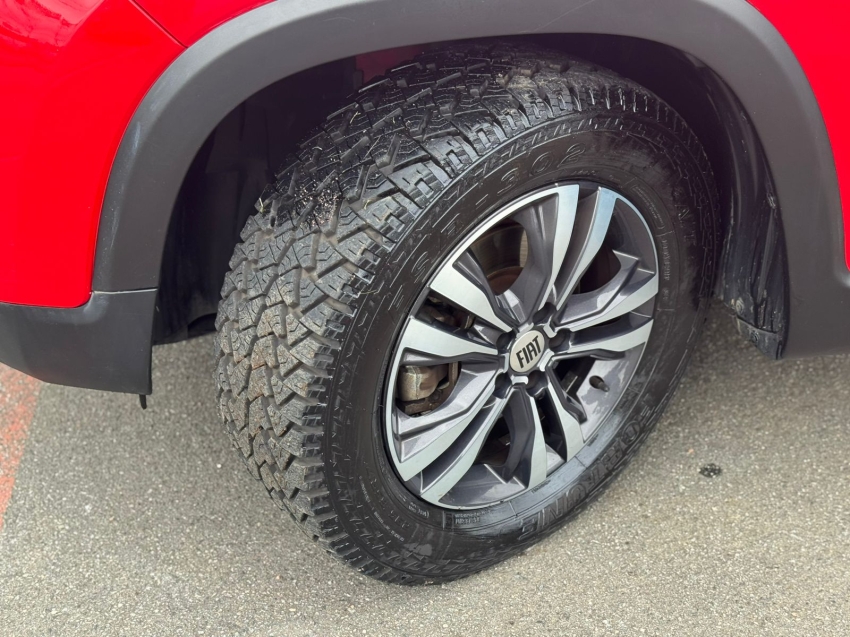 fiat toro 1.3 turbo 270 flex freedom at6 4p automatico 202213