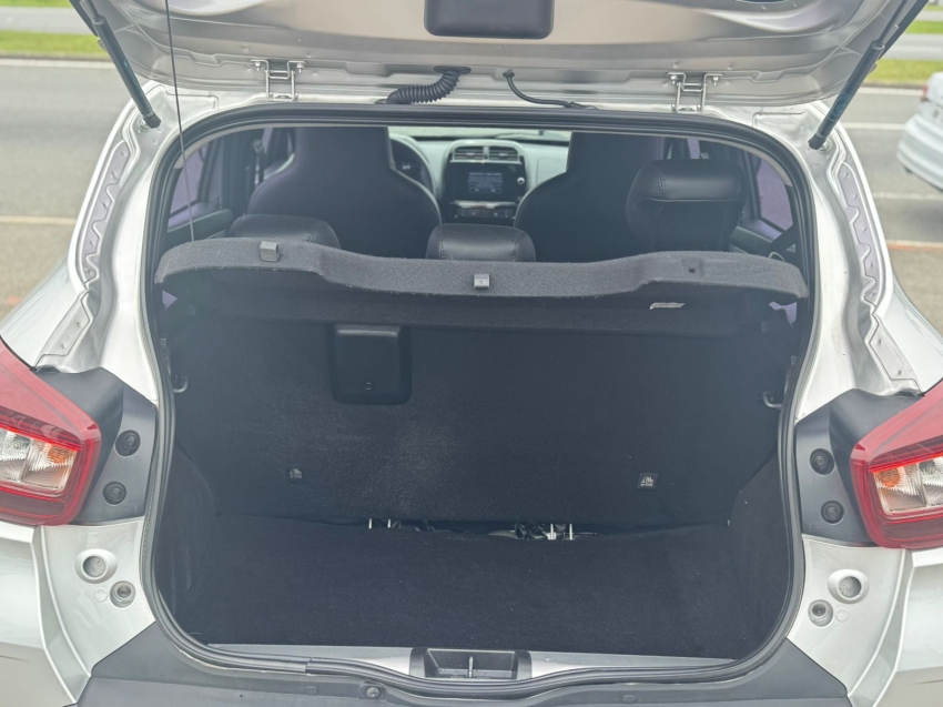 renault kwid 1.0 12v sce flex intense manual 4p 202313