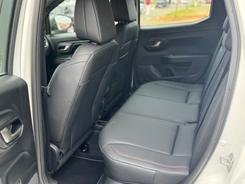 fiat strada 1.0 turbo 200 flex ultra cd cvt 4p automatico 202613