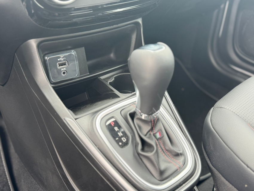 fiat strada 1.0 turbo 200 flex ultra cd cvt 4p automatico 202612