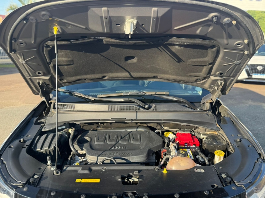 jeep compass 2.0 16v flex sport automatico 4p 202016