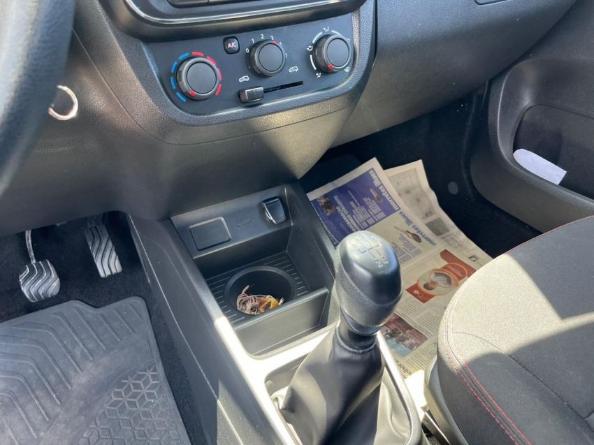 renault kwid 1.0 12v sce flex zen manual 4p 202313