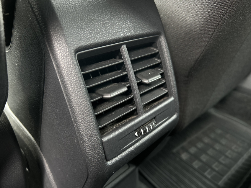 volkswagen nivus 1.0 200 tsi total flex comfortline automatico 4p 202316