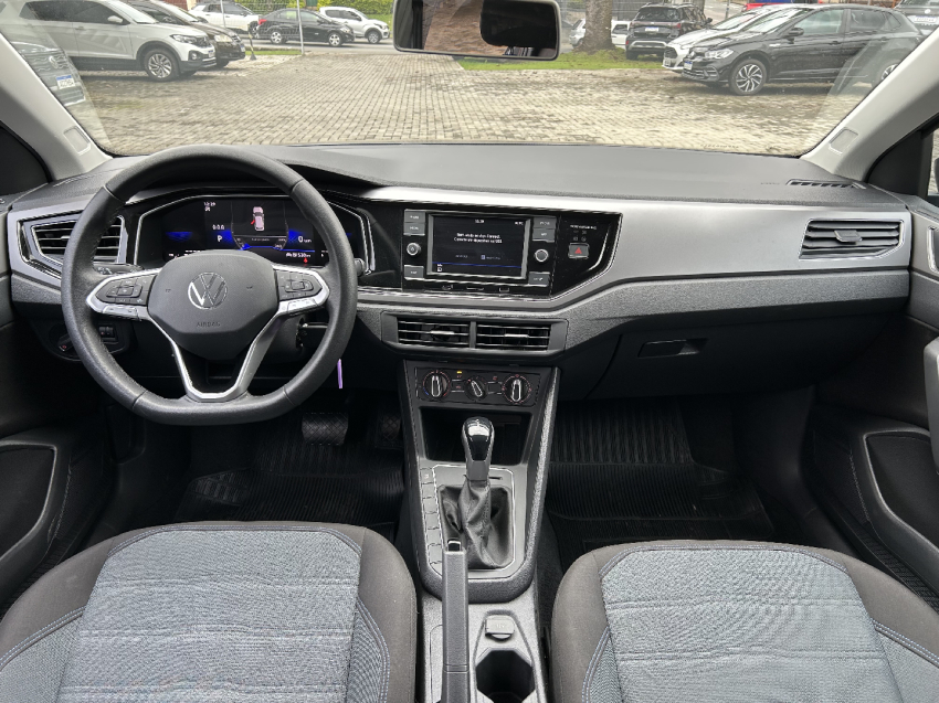 volkswagen nivus 1.0 200 tsi total flex comfortline automatico 4p 202310