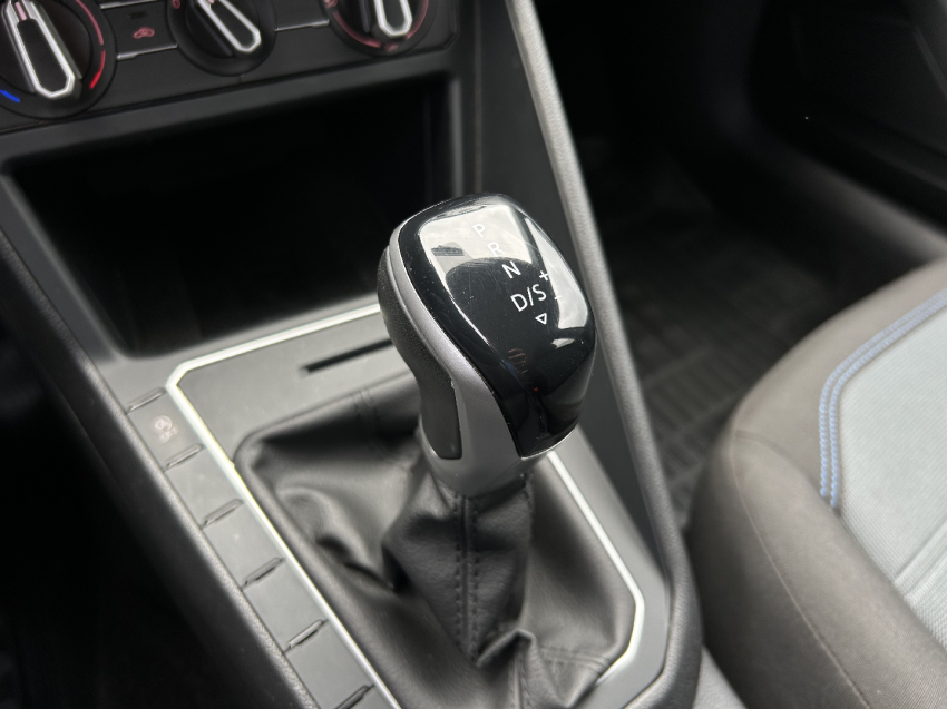 volkswagen nivus 1.0 200 tsi total flex comfortline automatico 4p 202315