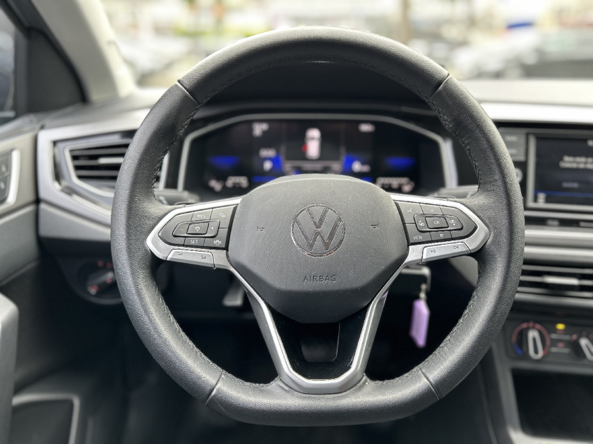 volkswagen nivus 1.0 200 tsi total flex comfortline automatico 4p 202311