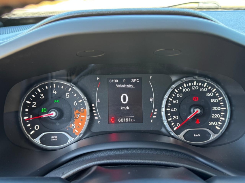 jeep renegade 1.8 16v flex longitude 4p automatico 202111