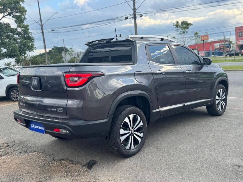 fiat toro 1.3 turbo 270 flex volcano at6 4p automatico 20256