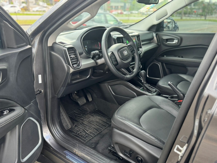 fiat toro 1.3 turbo 270 flex volcano at6 4p automatico 20258