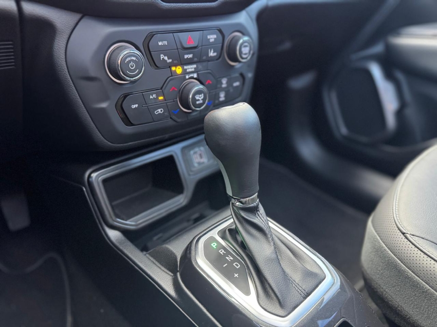 jeep renegade 1.3 t270 turbo flex sahara at6 4p automatico 202514