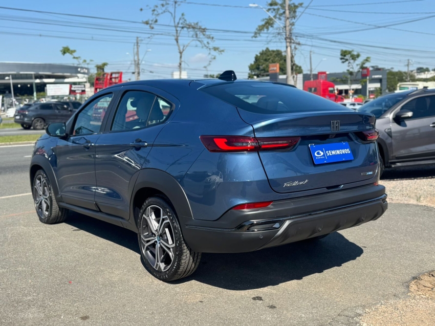 fiat fastback 1.0 turbo 200 hybrid impetus cvt hibrido 4p automatico 20254