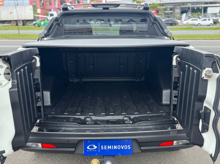 fiat toro 1.8 16v evo flex freedom at6 4p automatico 202015