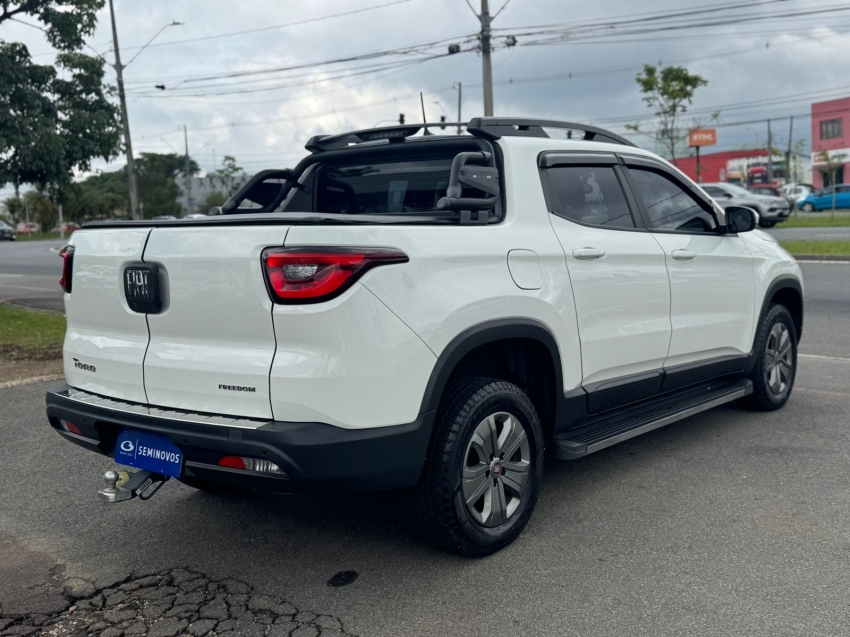 fiat toro 1.8 16v evo flex freedom at6 4p automatico 20206