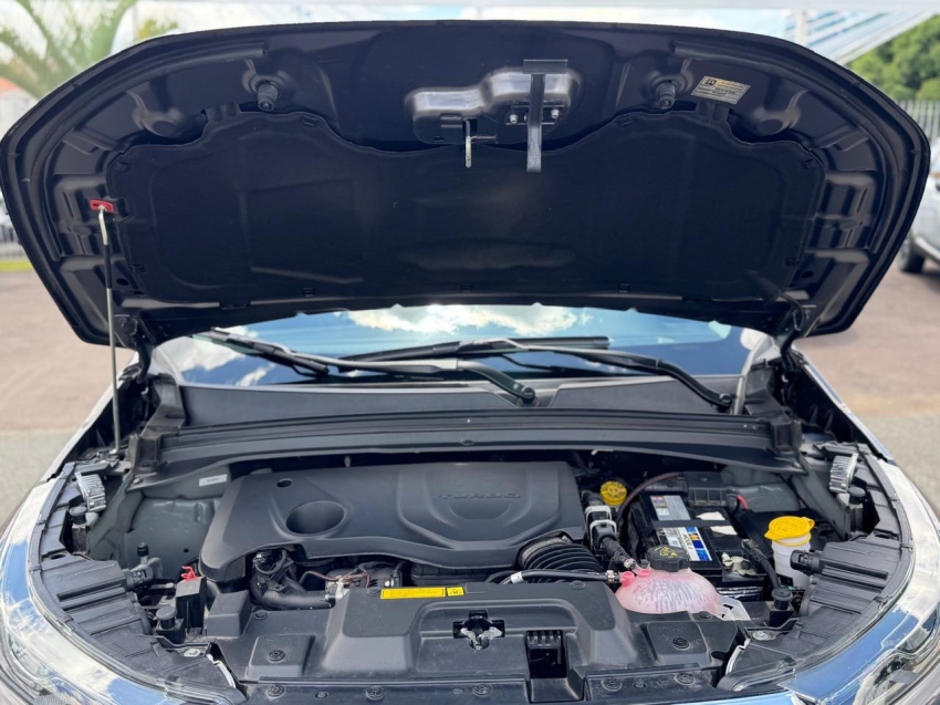 fiat toro 1.3 turbo 270 flex volcano at6 4p automatico 202515