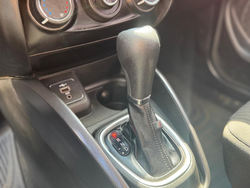 fiat cronos 1.3 firefly flex drive cvt 4p automatico 202412