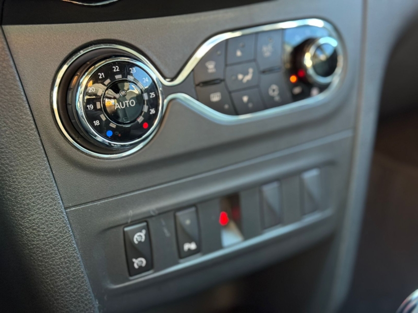 renault stepway 1.6 16v sce flex iconic x-tronic 4p automatico 202412