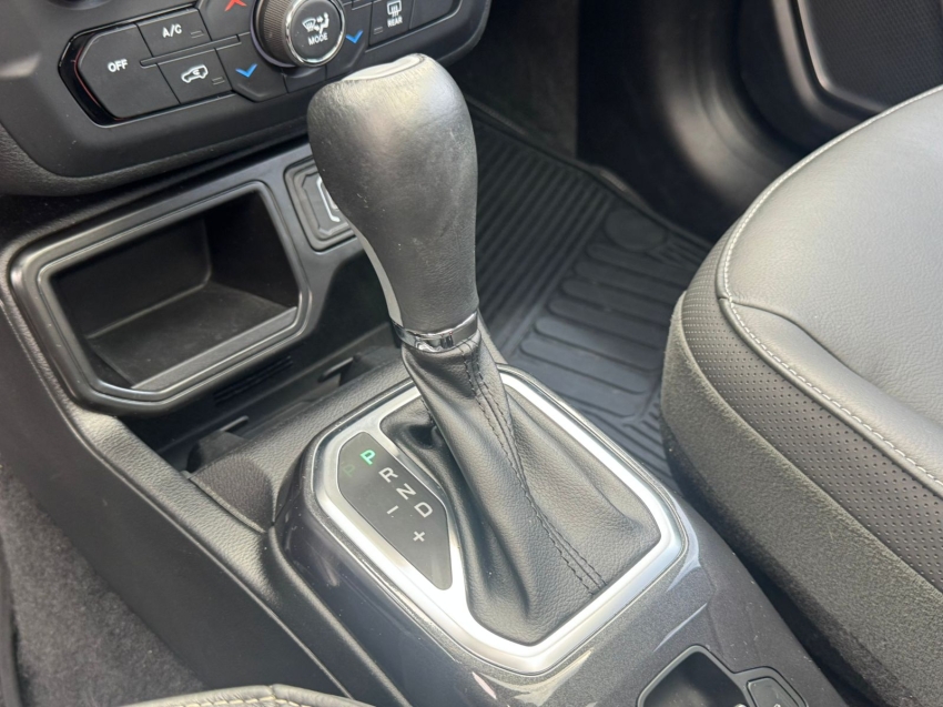 jeep renegade 1.3 t270 turbo flex sahara at6 4p automatico 202514