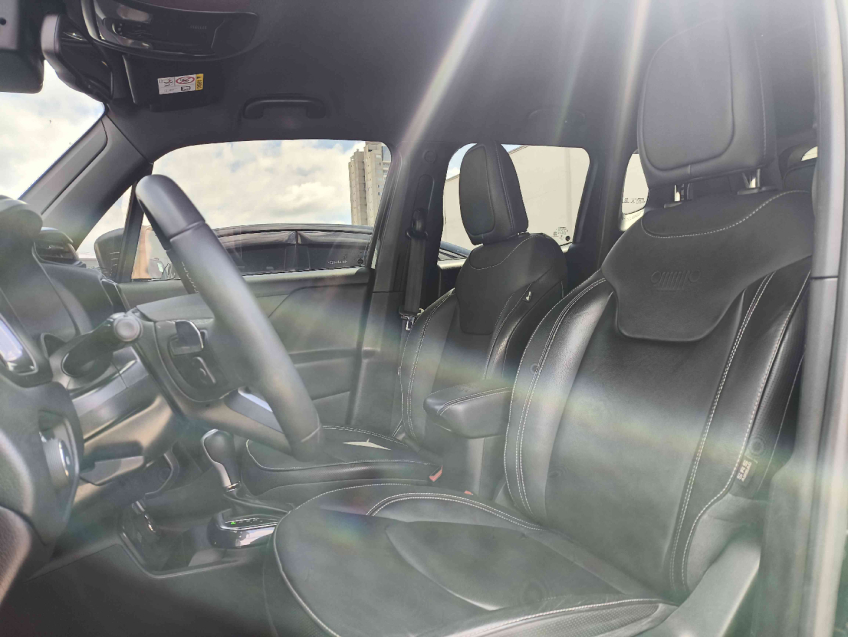 jeep renegade 1.3 t270 turbo flex s 4x4 at9 4p automatico 202210