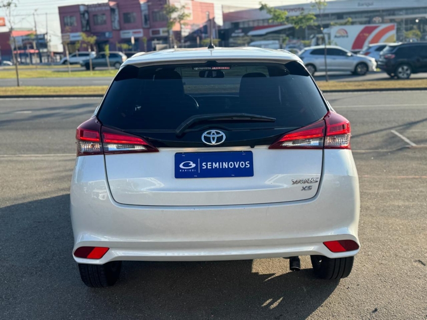 toyota yaris 1.5 16v flex xs multidrive 4p automatico 20245