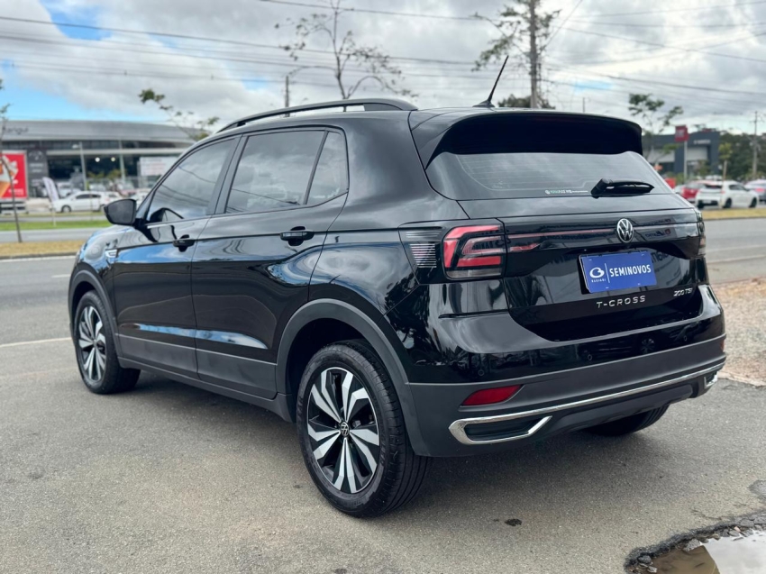 volkswagen t-cross 1.0 200 tsi total flex comfortline automatico 4p 20244