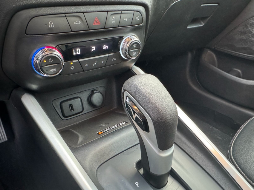 chevrolet onix 1.0 turbo flex premier automatico 4p 202511