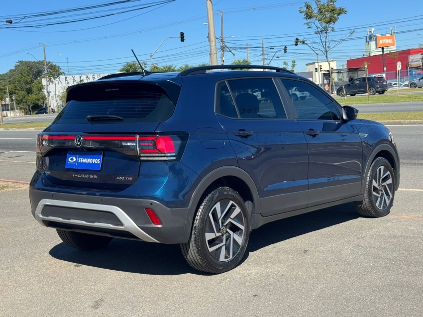 volkswagen t-cross 1.0 200 tsi total flex comfortline automatico 4p 20256