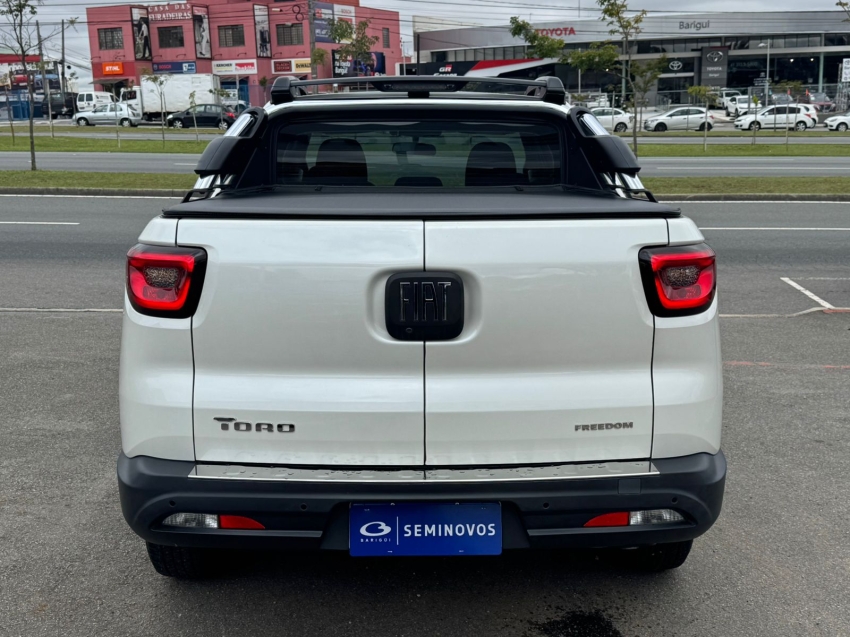 fiat toro 1.8 16v evo flex freedom at6 4p automatico 20205