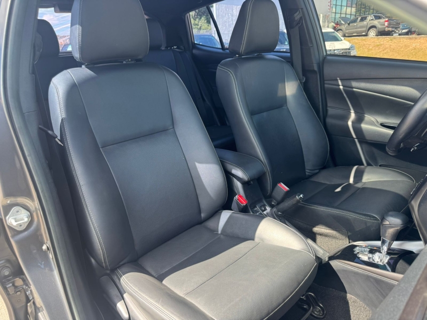 toyota yaris 1.5 16v flex xls connect multidrive 4p automatico 202317