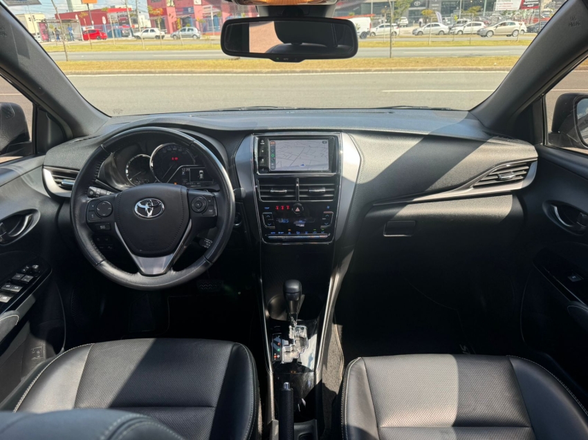 toyota yaris 1.5 16v flex xls connect multidrive 4p automatico 202311