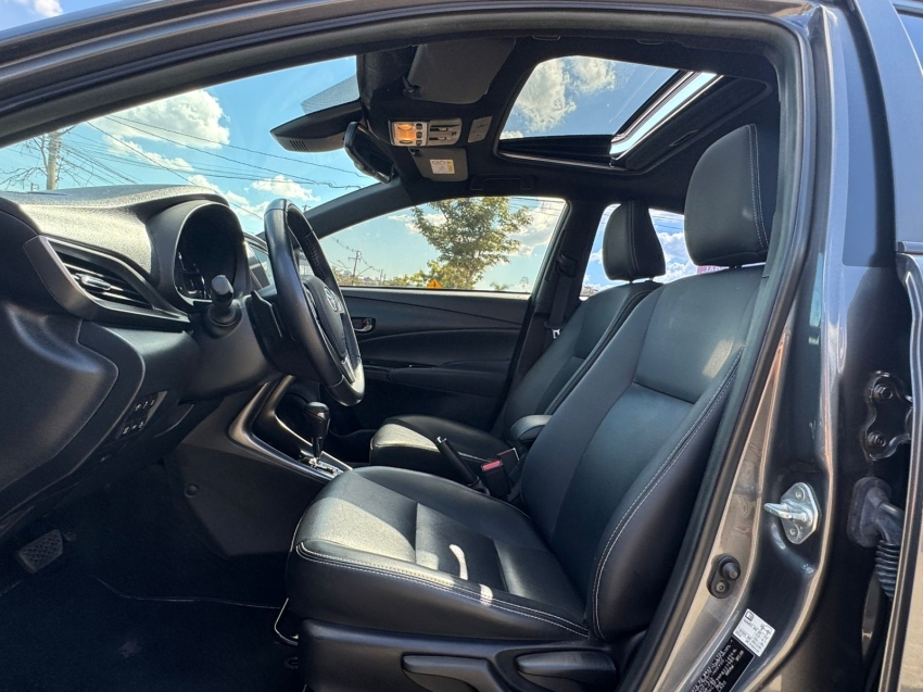 toyota yaris 1.5 16v flex xls connect multidrive 4p automatico 202310