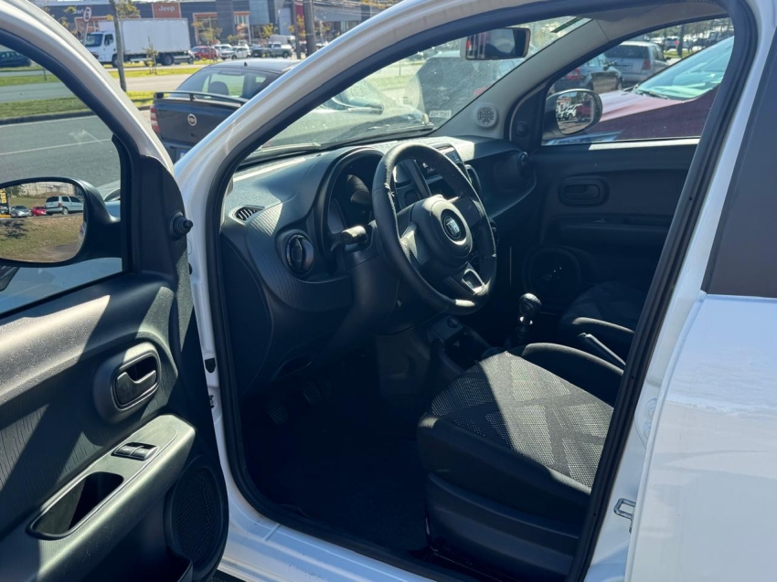 fiat mobi 1.0 firefly flex like. manual 4p 20258