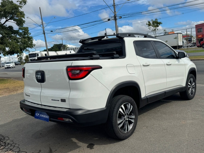 fiat toro 1.3 turbo 270 flex freedom at6 4p automatico 20236