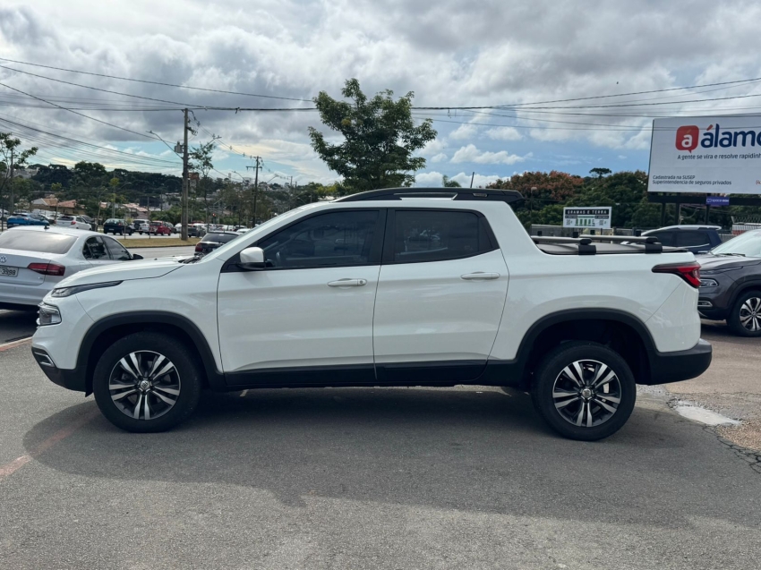fiat toro 1.3 turbo 270 flex freedom at6 4p automatico 20233