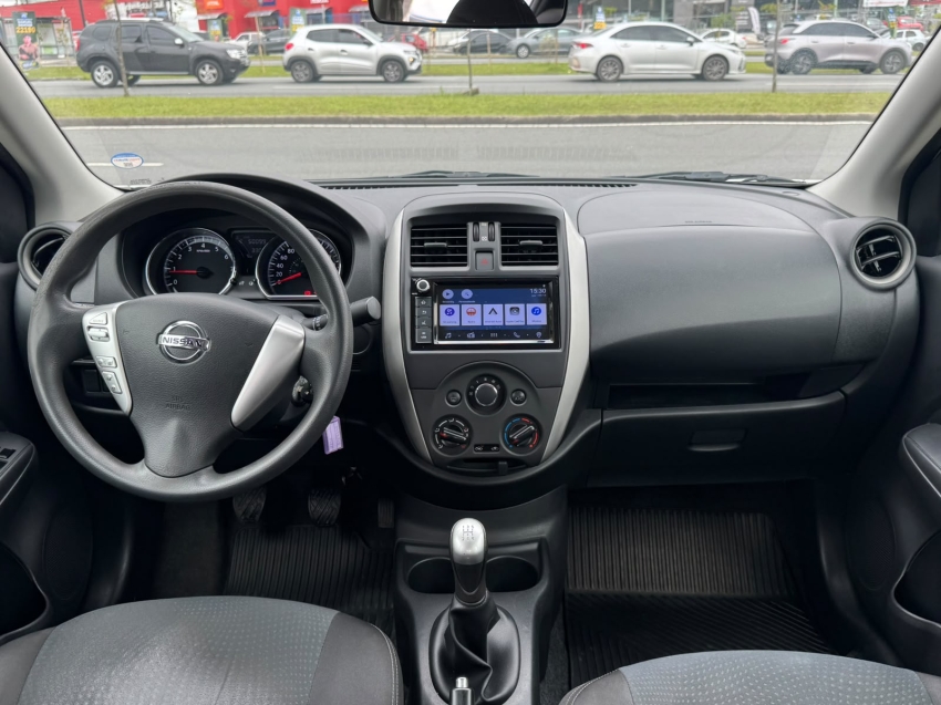 nissan versa 1.6 16v flexstart sv 4p manual flex 201910