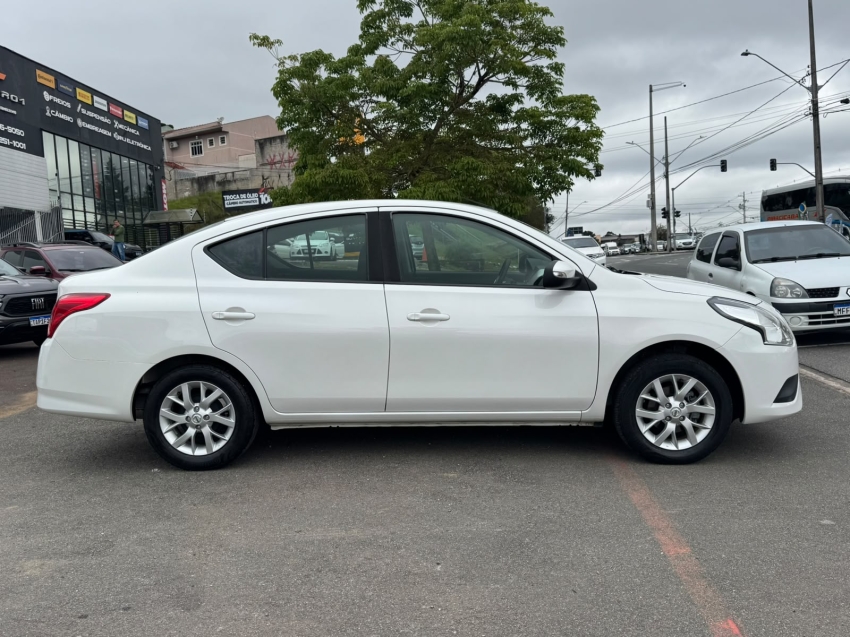 nissan versa 1.6 16v flexstart sv 4p manual flex 20197