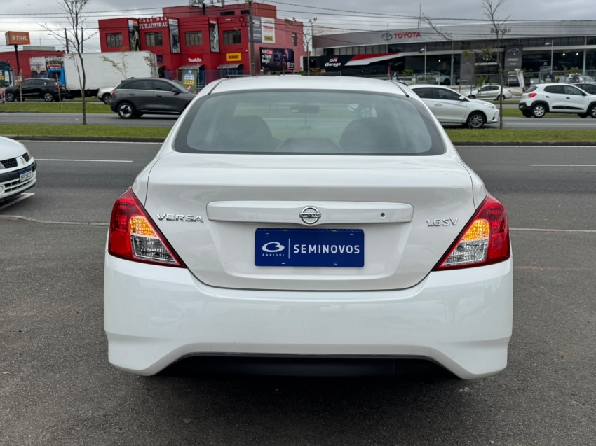 nissan versa 1.6 16v flexstart sv 4p manual flex 20195