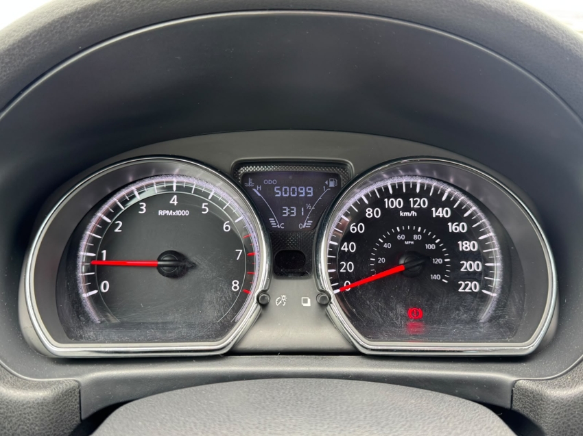 nissan versa 1.6 16v flexstart sv 4p manual flex 201911