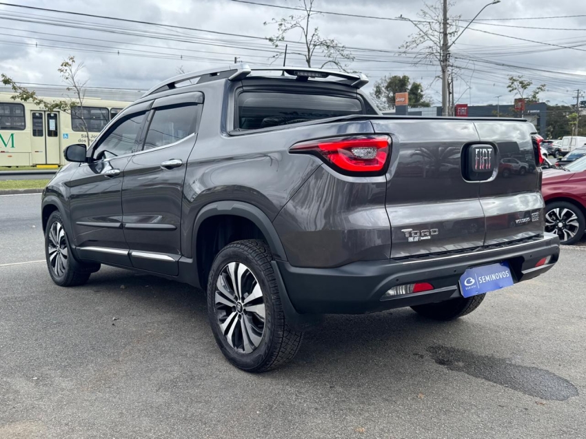 fiat toro 2.0 16v turbo diesel volcano 4wd at9 4p automatico 20254
